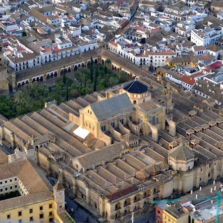 Casa La Mezquita Con Parking Gratis 度假居