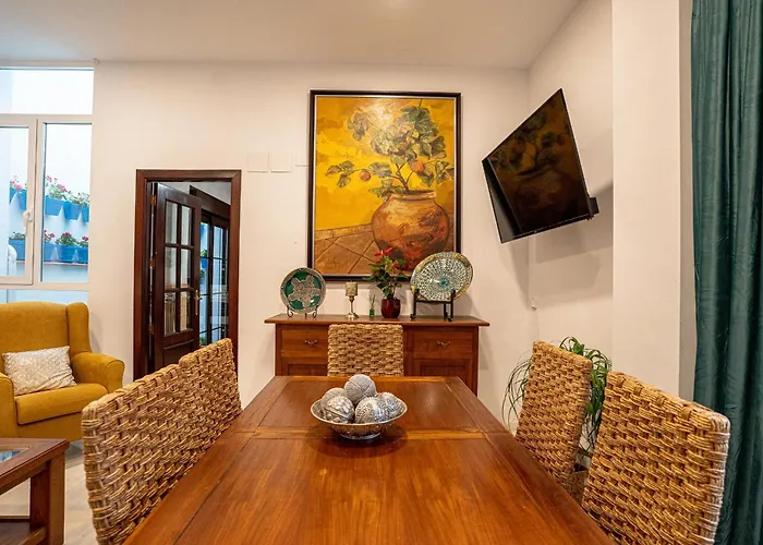 בית נופש Casa La Mezquita Con Parking Gratis *